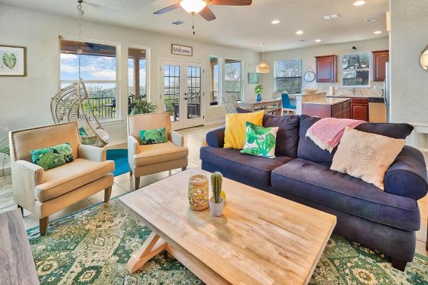 Three-Bedroom Holiday Home